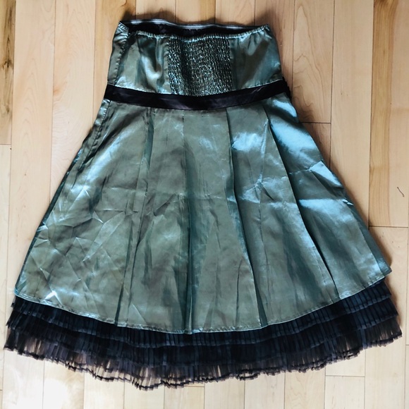 RYU Strapless Ruffle Dress - Picture 3 of 4